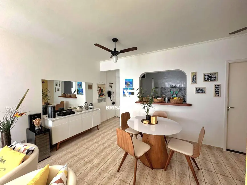 Foto 4 de Apartamento com 2 quartos à venda, 90m2 em Jardim Las Palmas, Guaruja - SP