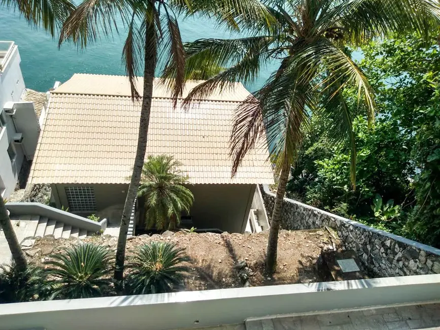 Casa de Condomínio com 3 quartos à venda, 403m2 em Guaruja - SP - imagem 7 Foto 7 de Casa de Condomínio com 3 quartos à venda, 403m2 em Guaruja - SP