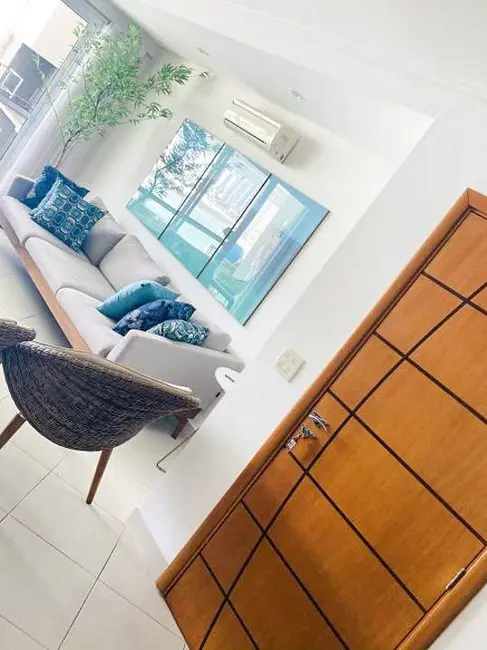 Foto 2 de Apartamento com 4 quartos à venda, 180m2 em Vila Luis Antônio, Guaruja - SP