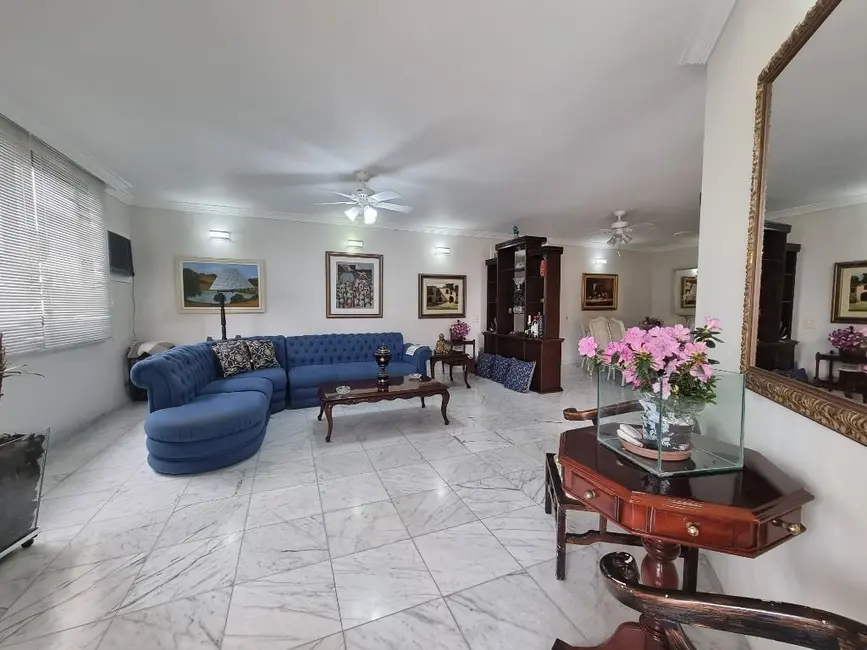 Cobertura com 4 quartos à venda, 305m2 em Barra Funda, Guaruja - SP - imagem 8 Foto 8 de Cobertura com 4 quartos à venda, 305m2 em Barra Funda, Guaruja - SP