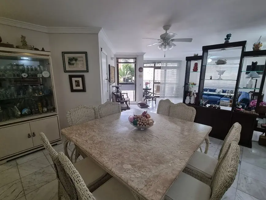 Cobertura com 4 quartos à venda, 305m2 em Barra Funda, Guaruja - SP - imagem 6 Foto 6 de Cobertura com 4 quartos à venda, 305m2 em Barra Funda, Guaruja - SP