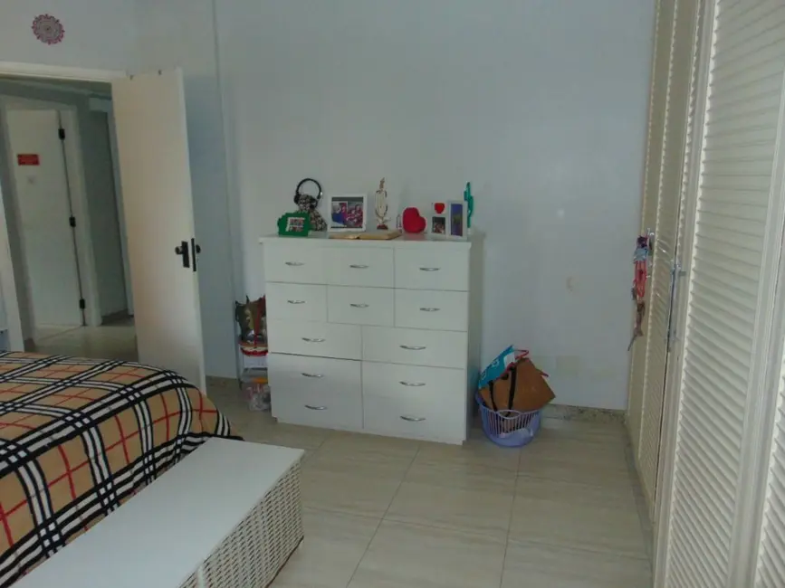Loft / Flat com 3 quartos à venda, 112m2 em Barra Funda, Guaruja - SP - imagem 6 Foto 6 de Loft / Flat com 3 quartos à venda, 112m2 em Barra Funda, Guaruja - SP