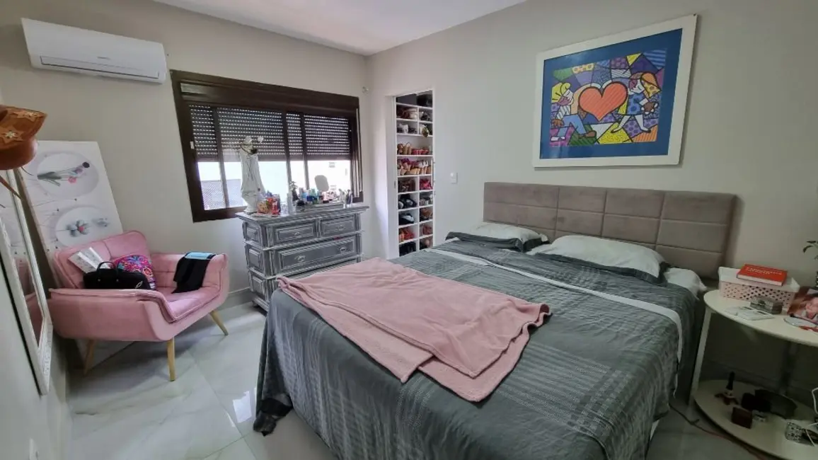 Apartamento com 3 quartos à venda, 140m2 em Barra Funda, Guaruja - SP - imagem 8 Foto 8 de Apartamento com 3 quartos à venda, 140m2 em Barra Funda, Guaruja - SP