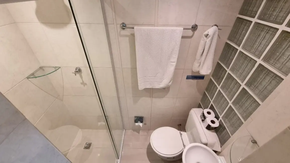 Loft / Flat com 1 quarto à venda, 65m2 em Guaruja - SP - imagem 9 Foto 9 de Loft / Flat com 1 quarto à venda, 65m2 em Guaruja - SP