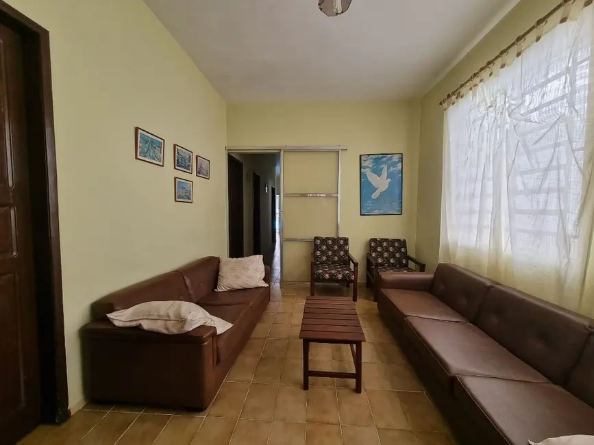 Casa com 4 quartos à venda, 500m2 em Vila Maia, Guaruja - SP - imagem 5 Foto 5 de Casa com 4 quartos à venda, 500m2 em Vila Maia, Guaruja - SP