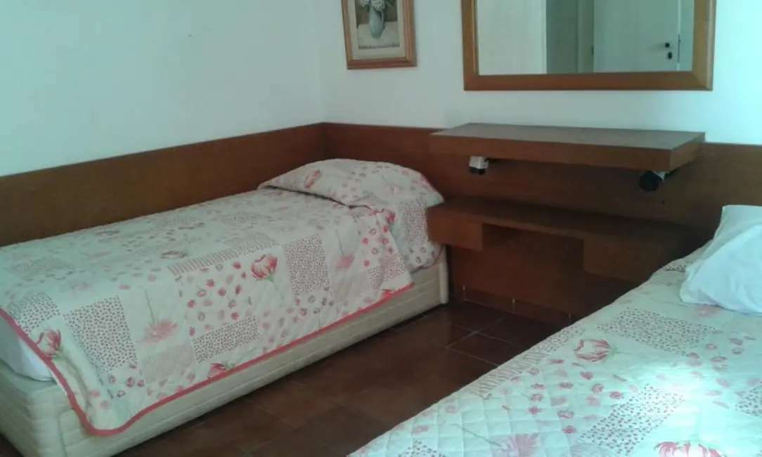 Loft / Flat com 2 quartos à venda e para alugar, 65m2 em Guaruja - SP - imagem 5 Foto 5 de Loft / Flat com 2 quartos à venda e para alugar, 65m2 em Guaruja - SP