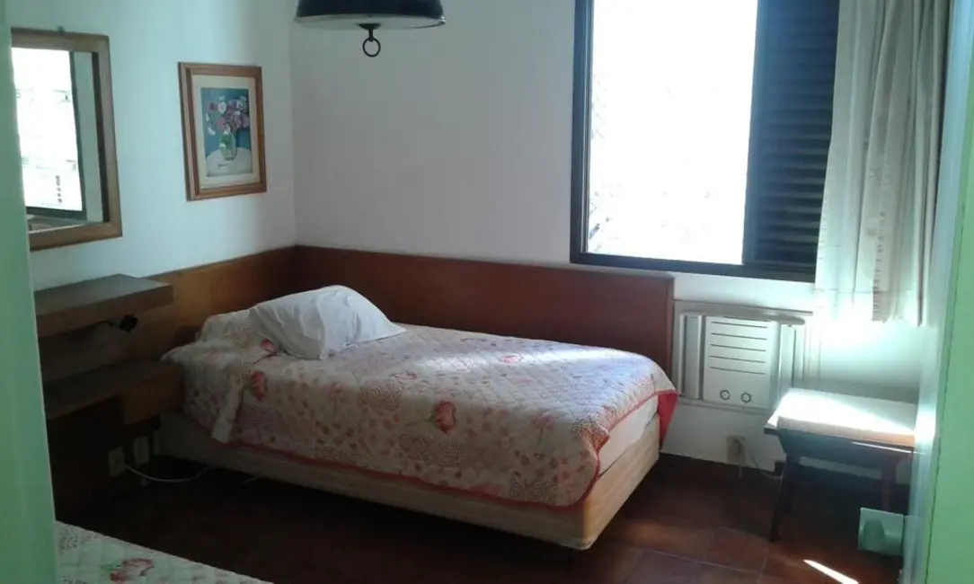 Loft / Flat com 2 quartos à venda e para alugar, 65m2 em Guaruja - SP - imagem 4 Foto 4 de Loft / Flat com 2 quartos à venda e para alugar, 65m2 em Guaruja - SP