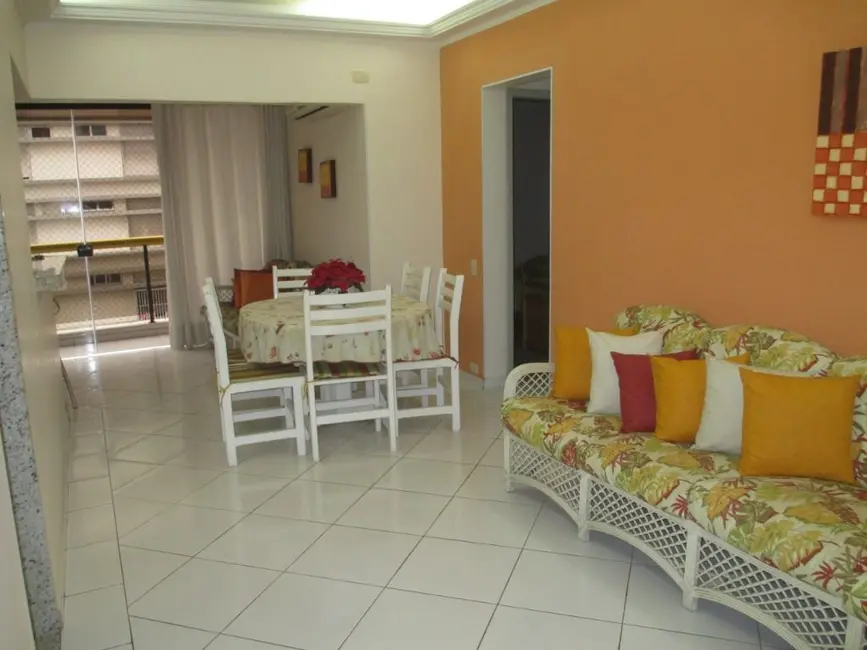 Foto 2 de Loft / Flat com 2 quartos à venda, 70m2 em Guaruja - SP