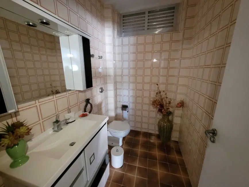 Foto 6 de Apartamento com 4 quartos à venda, 280m2 em Guaruja - SP