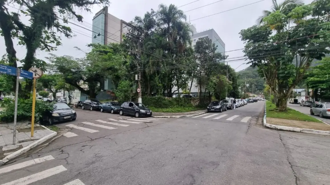 Terreno / Lote à venda, 818m2 em Vila Maia, Guaruja - SP - imagem 1 Foto 1 de Terreno / Lote à venda, 818m2 em Vila Maia, Guaruja - SP