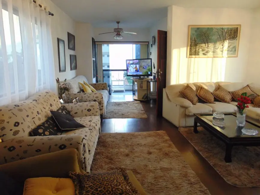 Foto 4 de Apartamento com 3 quartos à venda, 251m2 em Vila Maia, Guaruja - SP