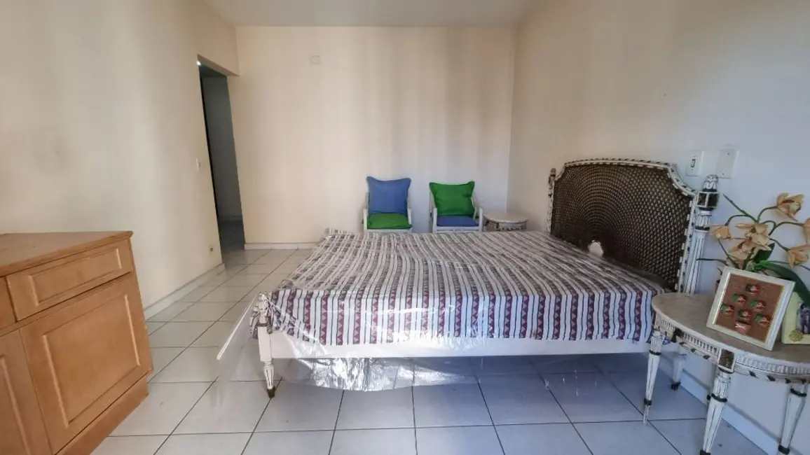 Apartamento com 4 quartos à venda, 190m2 em Vila Alzira, Guaruja - SP - imagem 6 Foto 6 de Apartamento com 4 quartos à venda, 190m2 em Vila Alzira, Guaruja - SP