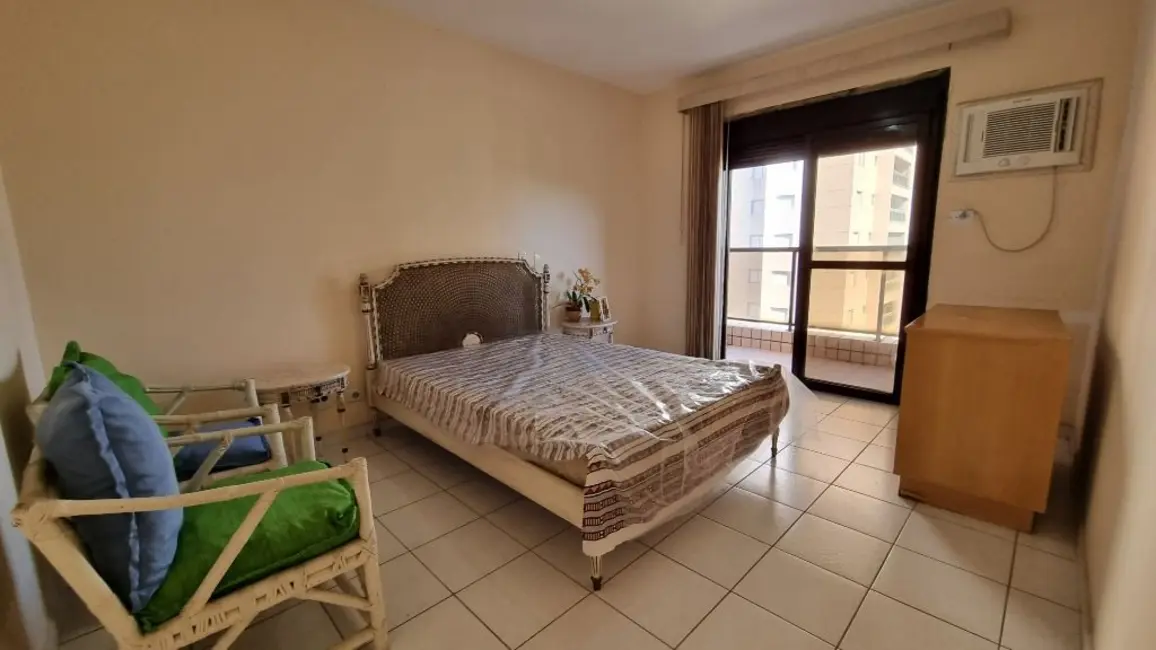Apartamento com 4 quartos à venda, 190m2 em Vila Alzira, Guaruja - SP - imagem 7 Foto 7 de Apartamento com 4 quartos à venda, 190m2 em Vila Alzira, Guaruja - SP