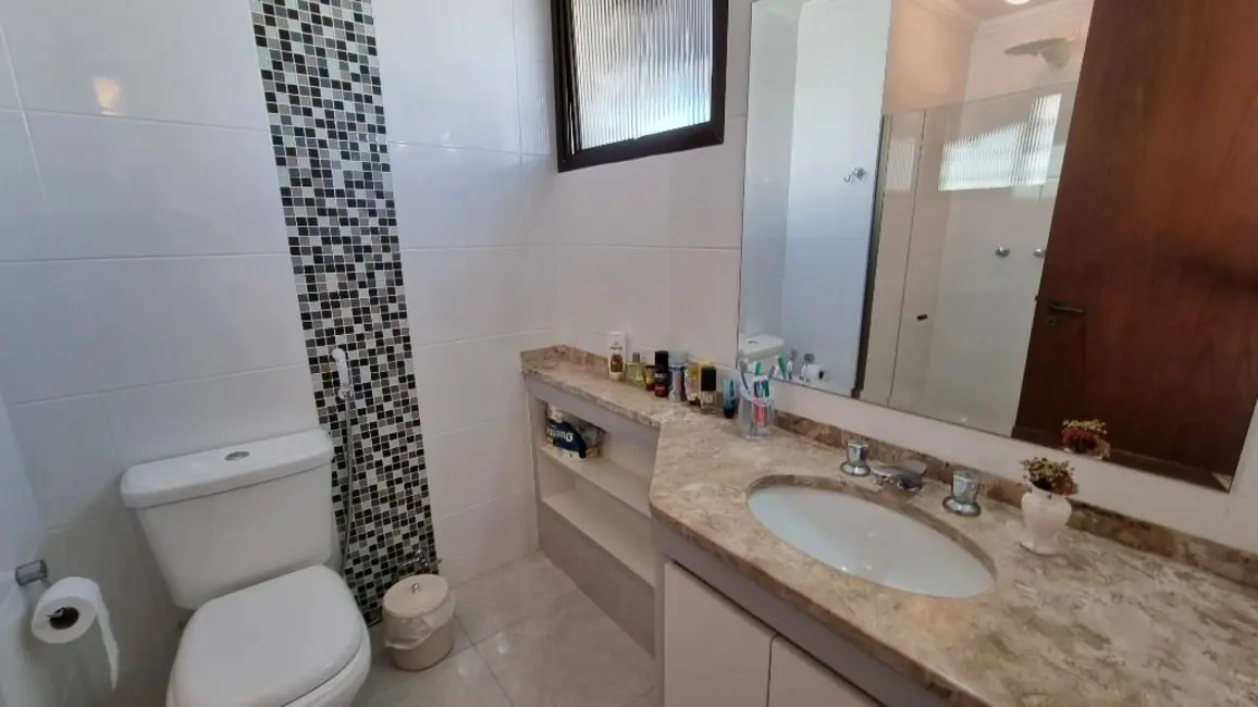 Foto 9 de Apartamento com 3 quartos à venda, 85m2 em Vila Luis Antônio, Guaruja - SP