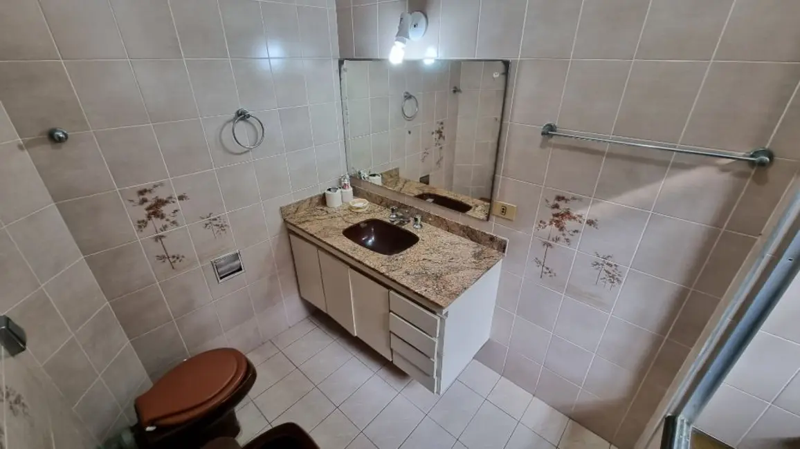 Apartamento com 3 quartos à venda, 190m2 em Barra Funda, Guaruja - SP - imagem 7 Foto 7 de Apartamento com 3 quartos à venda, 190m2 em Barra Funda, Guaruja - SP