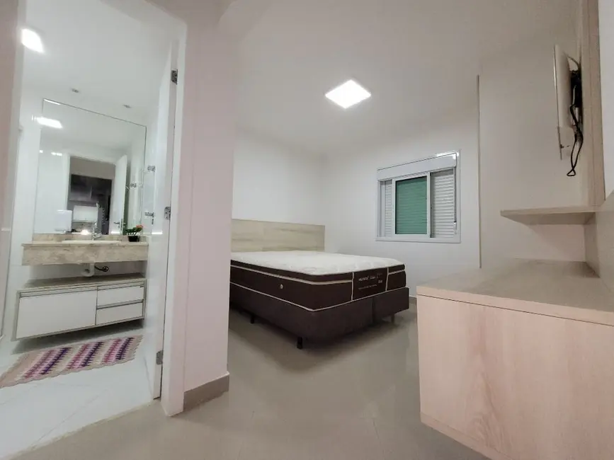 Foto 7 de Apartamento com 3 quartos à venda, 197m2 em Guaruja - SP