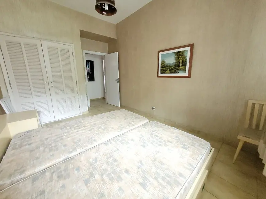 Foto 8 de Apartamento com 3 quartos à venda, 100m2 em Vila Maia, Guaruja - SP