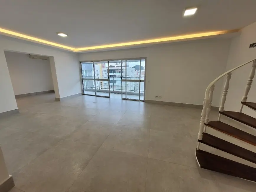 Foto 1 de Cobertura com 3 quartos à venda, 420m2 em Barra Funda, Guaruja - SP