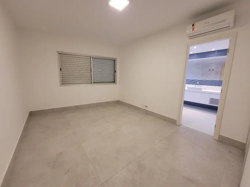 Cobertura com 3 quartos à venda, 420m2 em Barra Funda, Guaruja - SP - imagem 7 Foto 7 de Cobertura com 3 quartos à venda, 420m2 em Barra Funda, Guaruja - SP