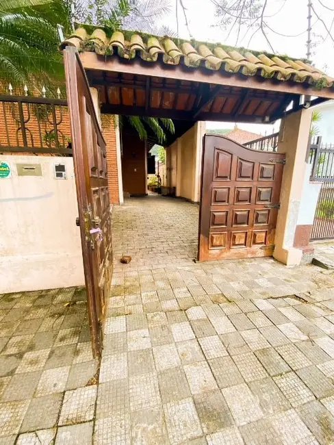 Foto 1 de Casa com 3 quartos à venda, 648m2 em Guaruja - SP