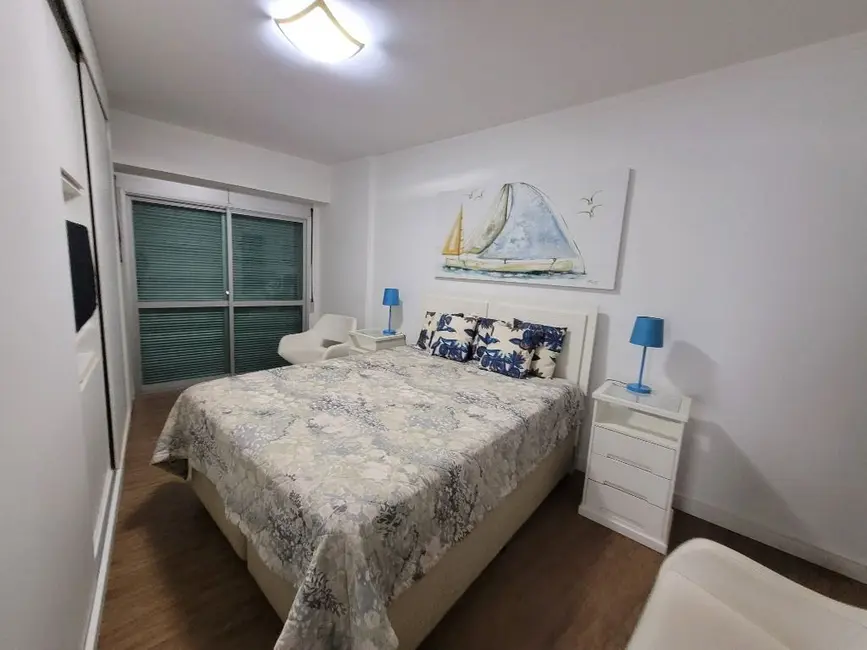 Foto 9 de Apartamento com 3 quartos à venda, 168m2 em Guaruja - SP