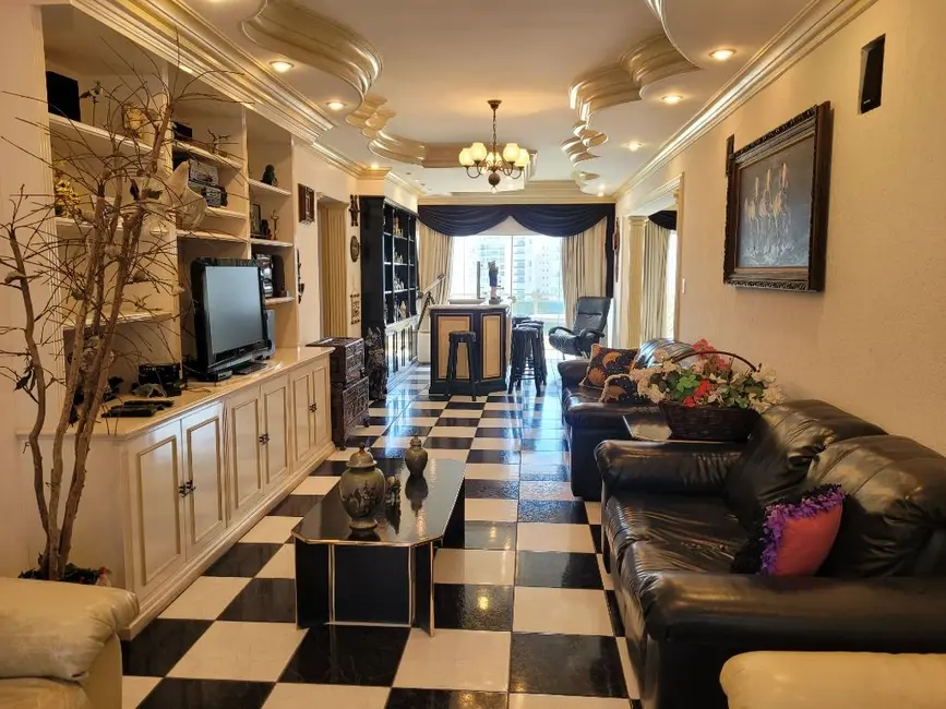 Foto 6 de Apartamento com 3 quartos à venda, 260m2 em Guaruja - SP