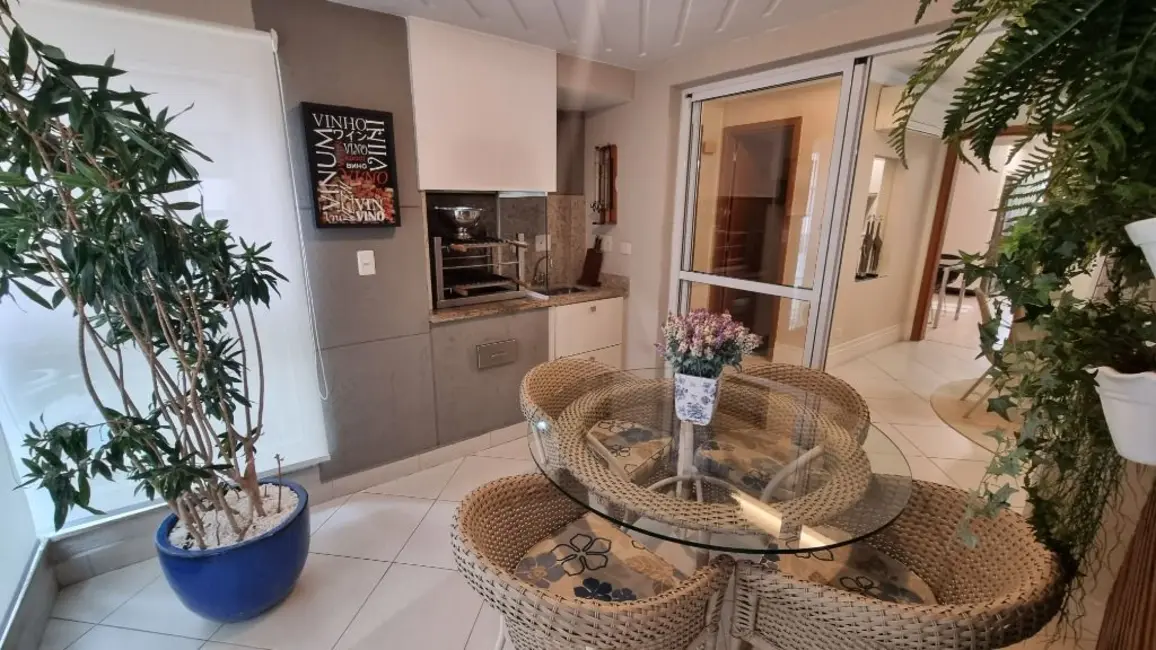 Foto 9 de Apartamento com 3 quartos à venda, 148m2 em Vila Luis Antônio, Guaruja - SP