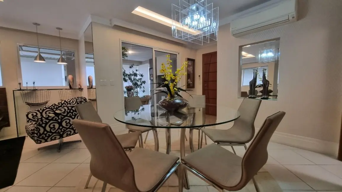 Foto 5 de Apartamento com 3 quartos à venda, 148m2 em Vila Luis Antônio, Guaruja - SP