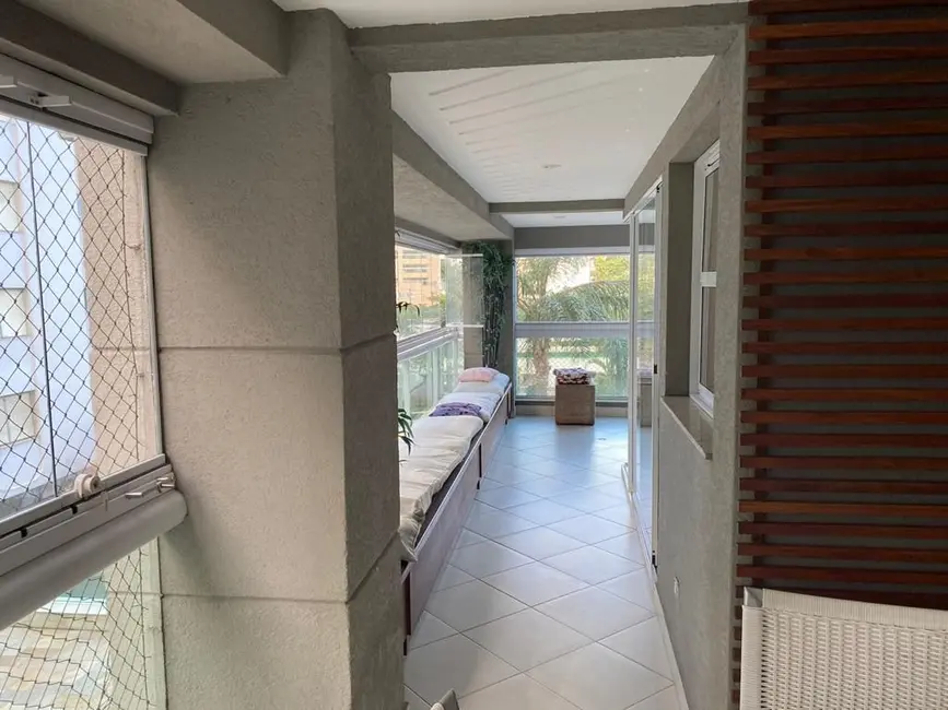 Foto 9 de Apartamento com 3 quartos à venda, 148m2 em Vila Luis Antônio, Guaruja - SP