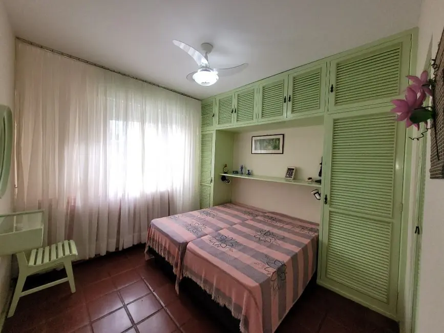 Apartamento com 2 quartos à venda e para alugar, 148m2 em Guaruja - SP - imagem 6 Foto 6 de Apartamento com 2 quartos à venda e para alugar, 148m2 em Guaruja - SP