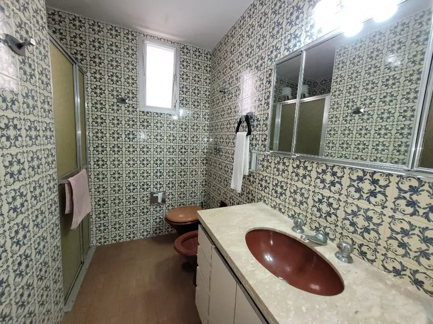 Apartamento com 2 quartos à venda e para alugar, 148m2 em Guaruja - SP - imagem 8 Foto 8 de Apartamento com 2 quartos à venda e para alugar, 148m2 em Guaruja - SP