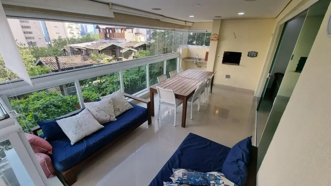 Apartamento com 3 quartos à venda, 135m2 em Guaruja - SP - imagem 1 Foto 1 de Apartamento com 3 quartos à venda, 135m2 em Guaruja - SP