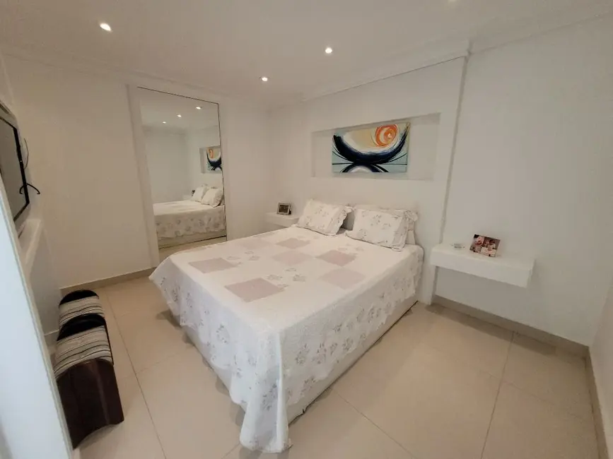 Foto 8 de Apartamento com 3 quartos à venda, 140m2 em Vila Alzira, Guaruja - SP