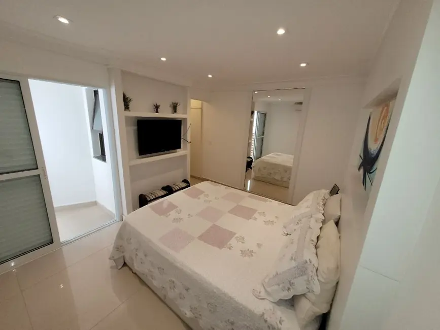 Foto 9 de Apartamento com 3 quartos à venda, 140m2 em Vila Alzira, Guaruja - SP