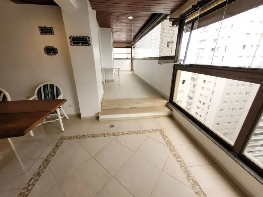 Foto 7 de Apartamento com 3 quartos à venda, 140m2 em Vila Alzira, Guaruja - SP