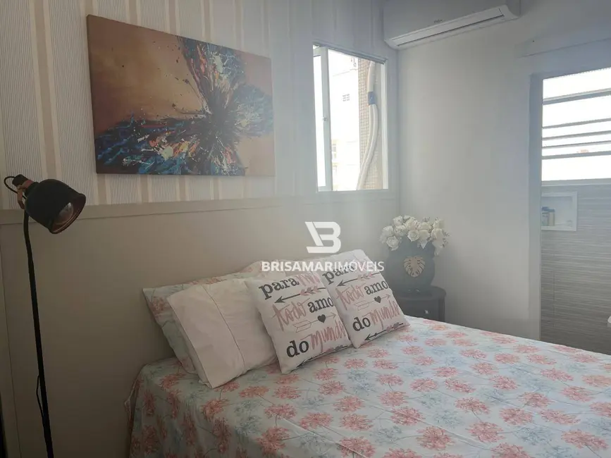 Foto 9 de Apartamento com 3 quartos à venda, 90m2 em Vila Maia, Guaruja - SP