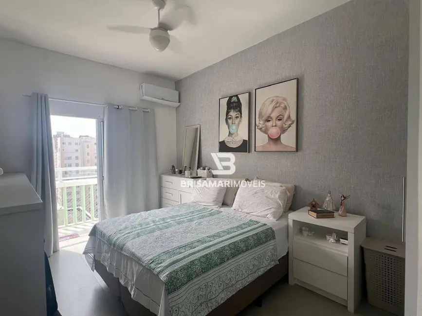 Foto 6 de Apartamento com 3 quartos à venda, 90m2 em Vila Maia, Guaruja - SP