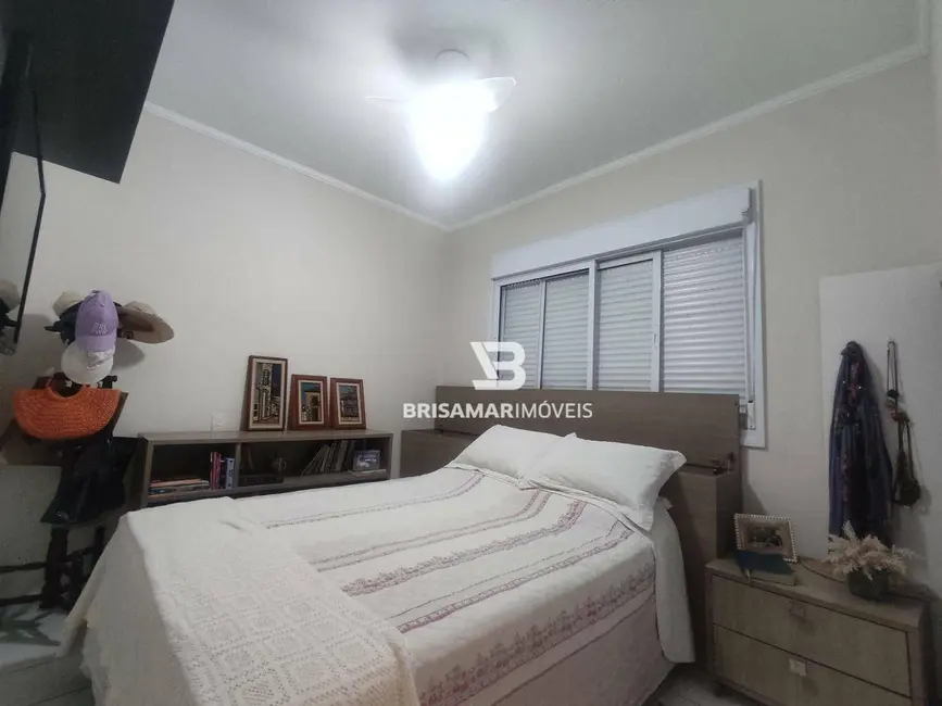 Foto 9 de Apartamento com 3 quartos à venda, 110m2 em Vila Luis Antônio, Guaruja - SP