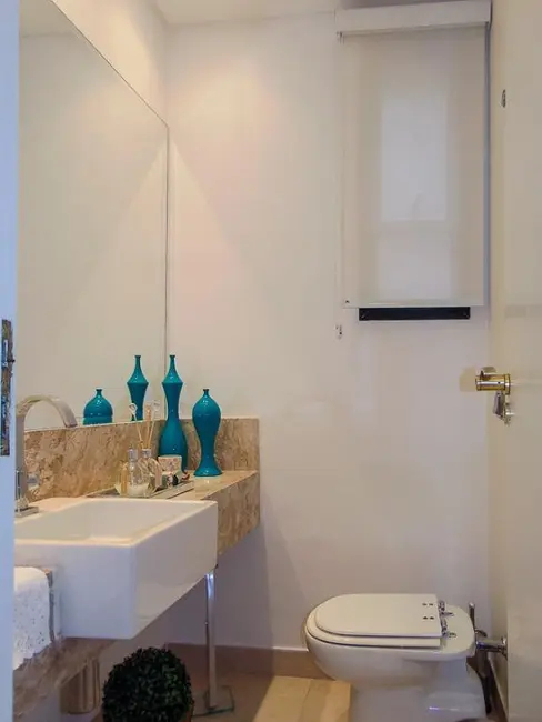 Apartamento com 4 quartos à venda, 200m2 em Barra Funda, Guaruja - SP - imagem 5 Foto 5 de Apartamento com 4 quartos à venda, 200m2 em Barra Funda, Guaruja - SP