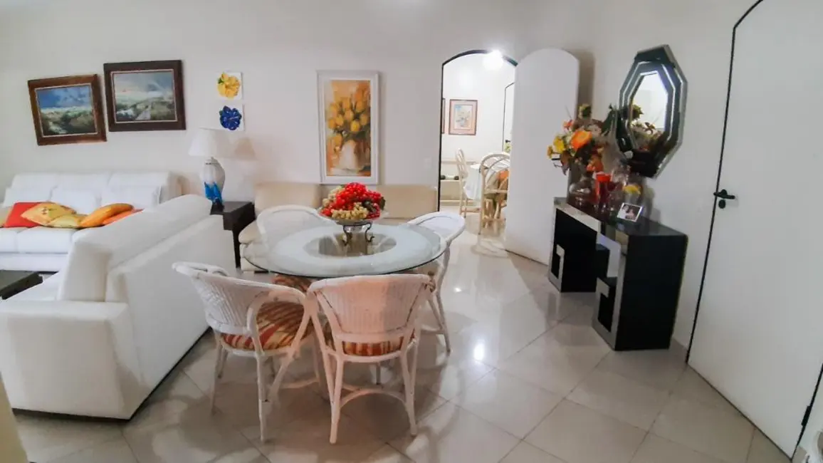 Apartamento com 2 quartos à venda, 134m2 em Guaruja - SP - imagem 4 Foto 4 de Apartamento com 2 quartos à venda, 134m2 em Guaruja - SP