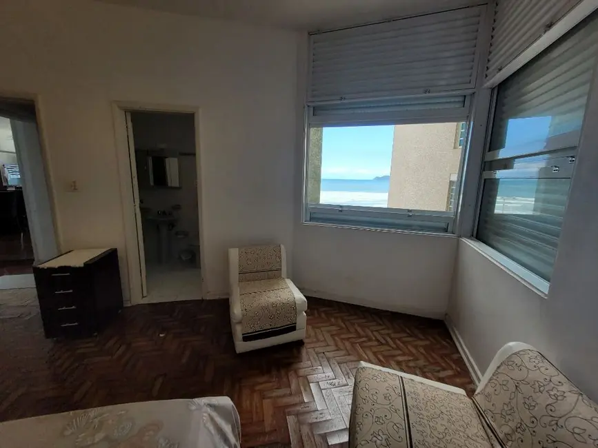 Apartamento com 4 quartos à venda e para alugar, 220m2 em Guaruja - SP - imagem 8 Foto 8 de Apartamento com 4 quartos à venda e para alugar, 220m2 em Guaruja - SP