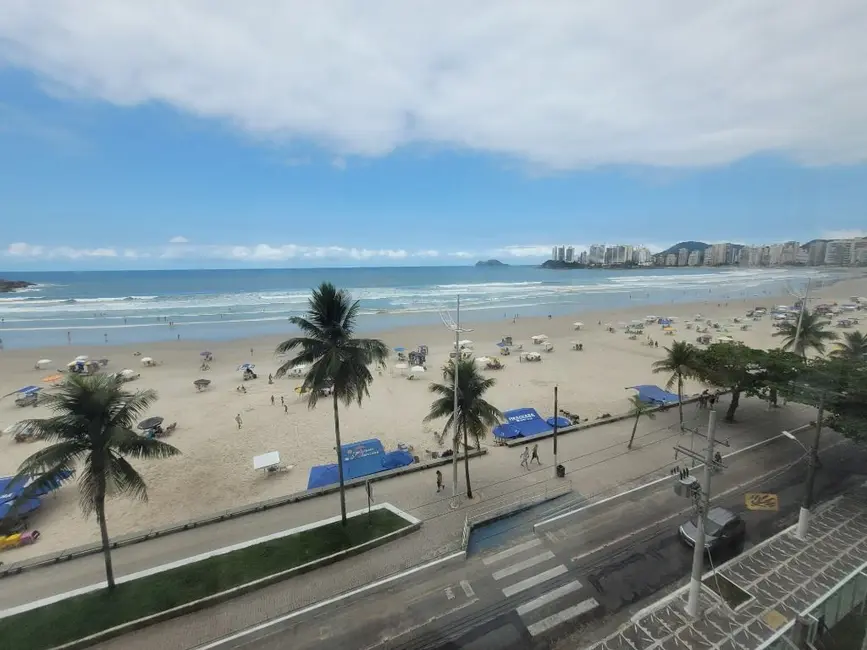 Apartamento com 4 quartos à venda e para alugar, 220m2 em Guaruja - SP - imagem 3 Foto 3 de Apartamento com 4 quartos à venda e para alugar, 220m2 em Guaruja - SP