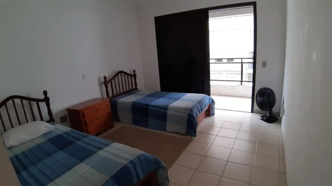 Apartamento com 3 quartos à venda, 179m2 em Guaruja - SP - imagem 7 Foto 7 de Apartamento com 3 quartos à venda, 179m2 em Guaruja - SP