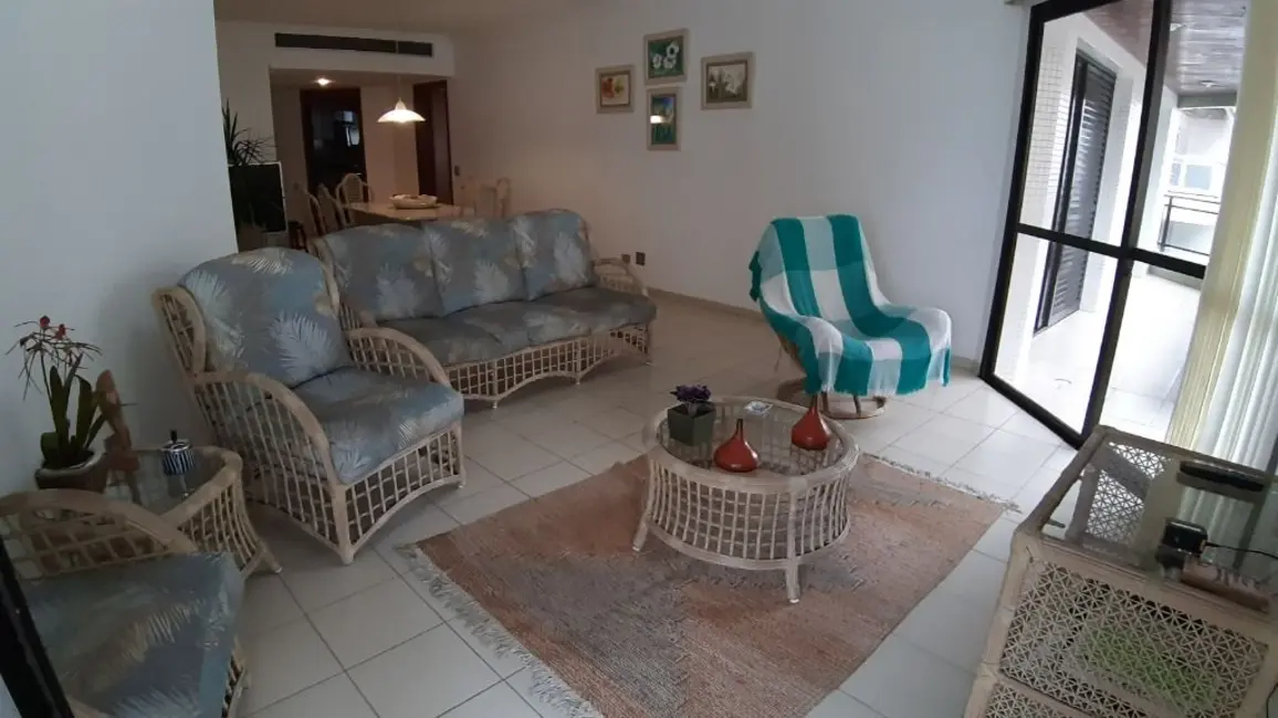 Apartamento com 3 quartos à venda, 179m2 em Guaruja - SP - imagem 3 Foto 3 de Apartamento com 3 quartos à venda, 179m2 em Guaruja - SP