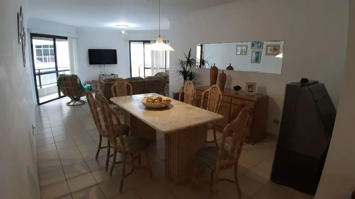 Apartamento com 3 quartos à venda, 179m2 em Guaruja - SP - imagem 4 Foto 4 de Apartamento com 3 quartos à venda, 179m2 em Guaruja - SP