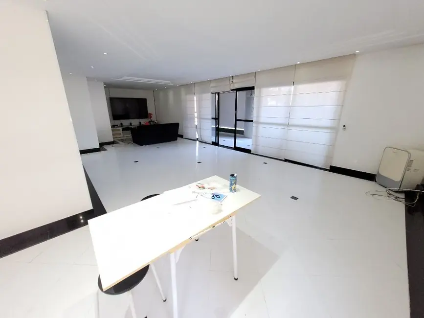 Apartamento com 3 quartos à venda, 195m2 em Barra Funda, Guaruja - SP - imagem 5 Foto 5 de Apartamento com 3 quartos à venda, 195m2 em Barra Funda, Guaruja - SP