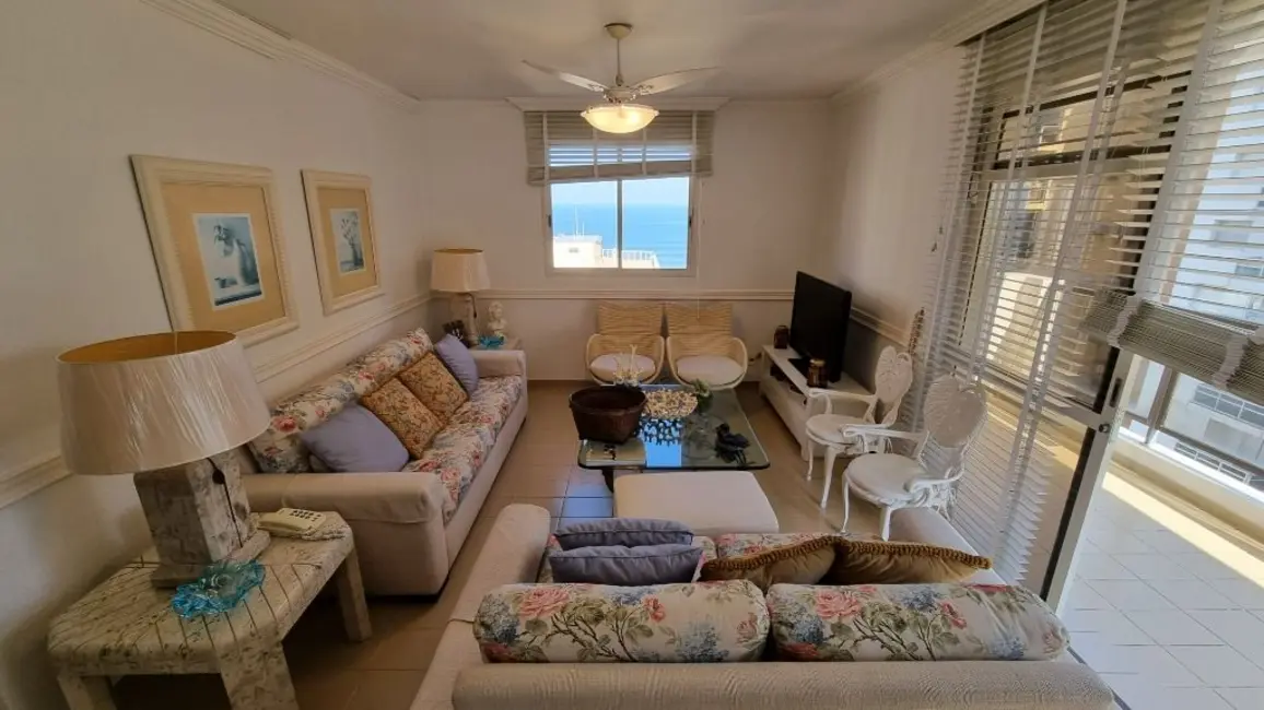 Apartamento com 3 quartos à venda, 150m2 em Barra Funda, Guaruja - SP - imagem 4 Foto 4 de Apartamento com 3 quartos à venda, 150m2 em Barra Funda, Guaruja - SP