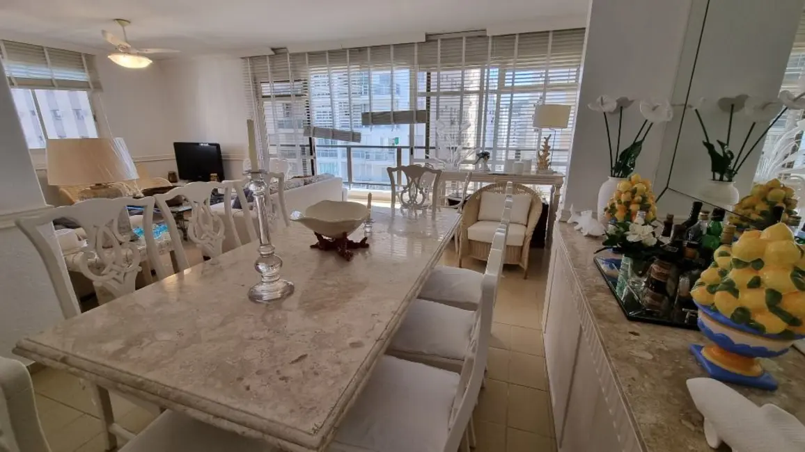 Apartamento com 3 quartos à venda, 150m2 em Barra Funda, Guaruja - SP - imagem 7 Foto 7 de Apartamento com 3 quartos à venda, 150m2 em Barra Funda, Guaruja - SP