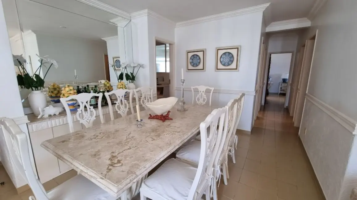 Apartamento com 3 quartos à venda, 150m2 em Barra Funda, Guaruja - SP - imagem 6 Foto 6 de Apartamento com 3 quartos à venda, 150m2 em Barra Funda, Guaruja - SP