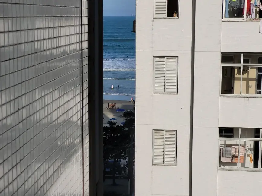 Apartamento com 3 quartos à venda, 130m2 em Barra Funda, Guaruja - SP - imagem 8 Foto 8 de Apartamento com 3 quartos à venda, 130m2 em Barra Funda, Guaruja - SP